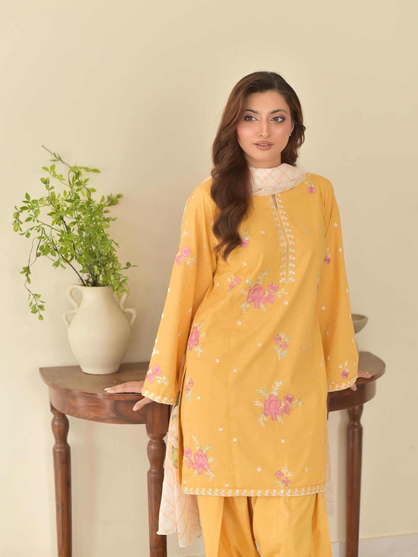 Sunflower – Premium Embroidery 3 Piece Farshi Set 🌻