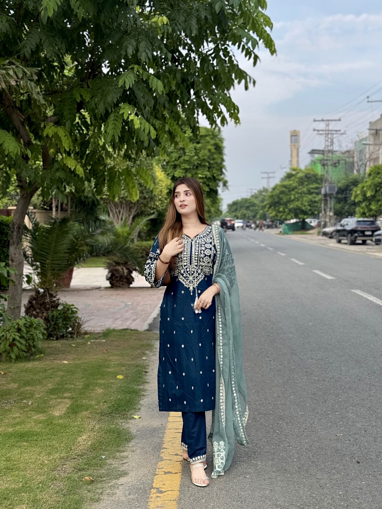 Zara – Premium Lawn 3PC Embroidered