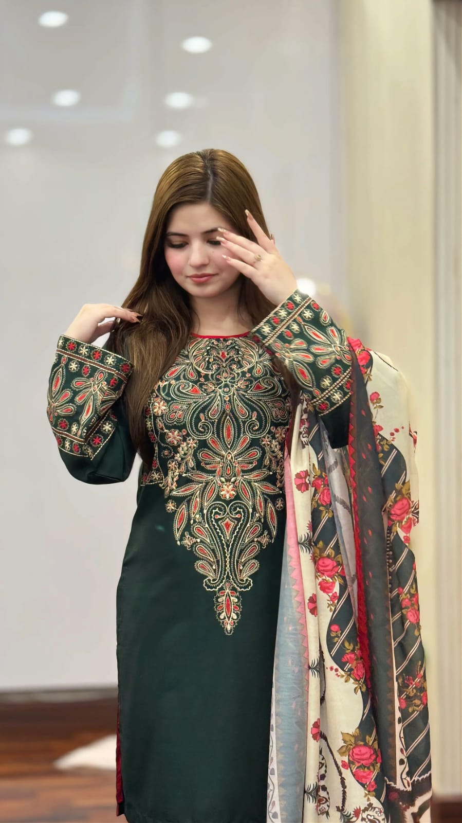 Dinar – Premium Embroidery 3 Piece Linen Set