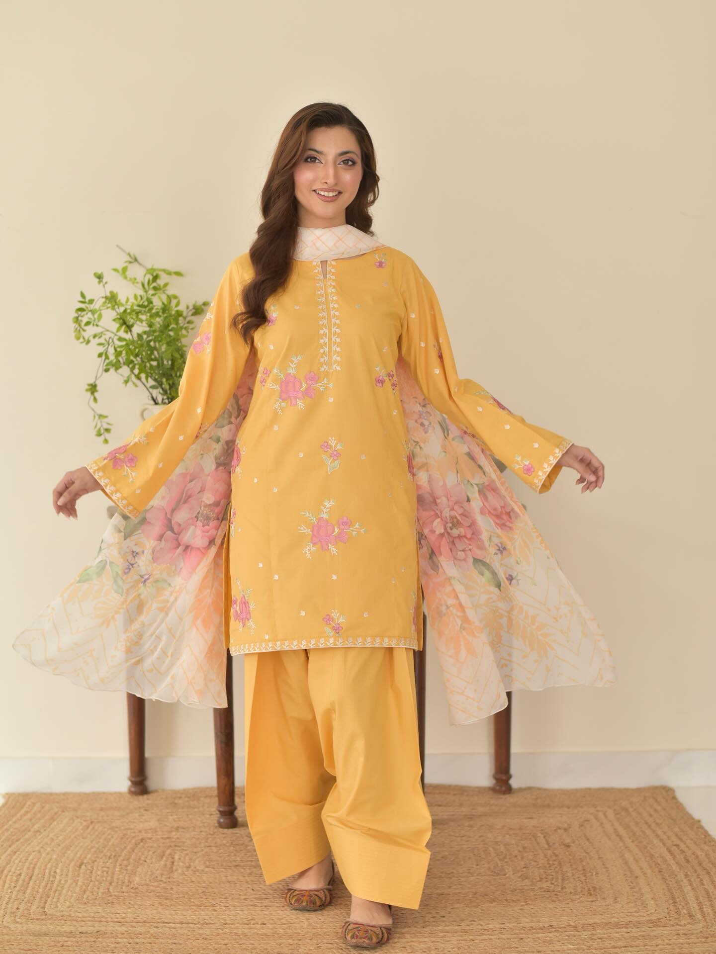 Sunflower – Premium Embroidery 3 Piece Farshi Set 🌻