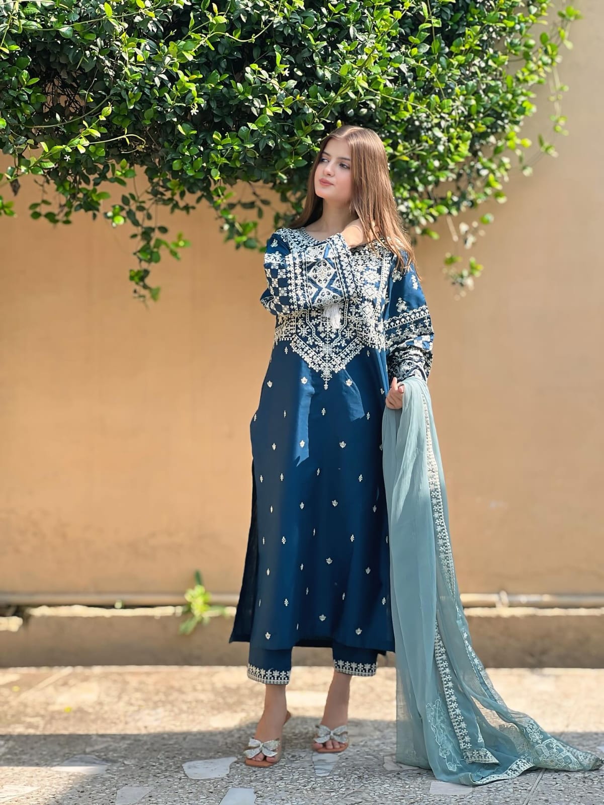 Zara – Premium Lawn 3PC Embroidered
