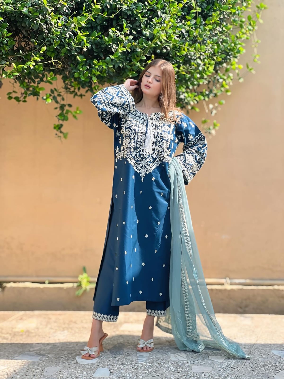 Zara – Premium Lawn 3PC Embroidered