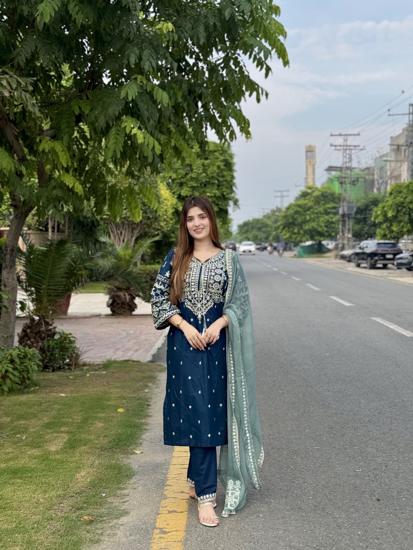 Zara – Premium Lawn 3PC Embroidered